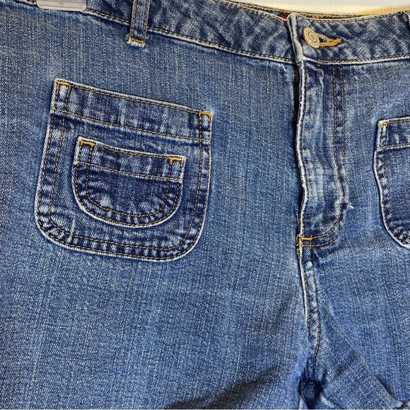OLD NAVY Vintage Women's size 6 denim 4 pocket Blue Jean Shorts - Picture 3 of 5